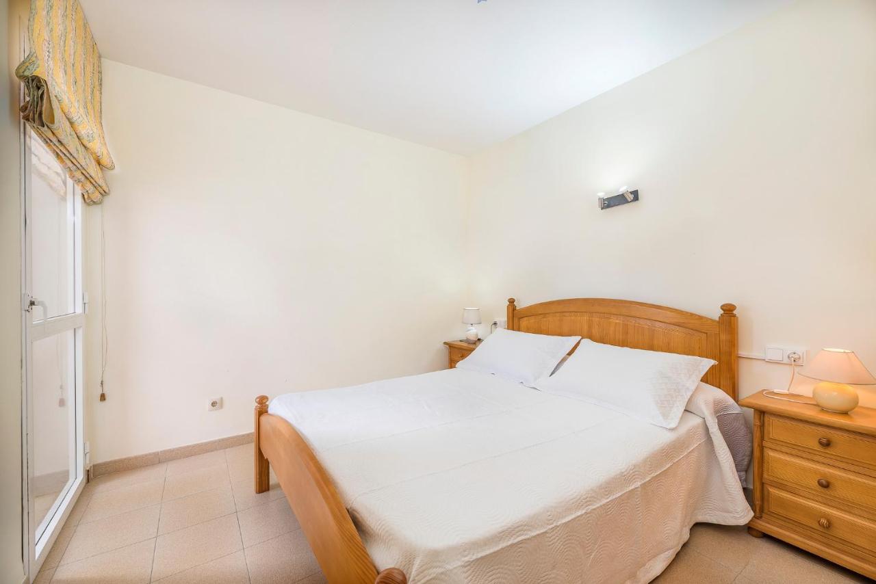 Apartamento Playa De Los Pinos Алкудия Екстериор снимка